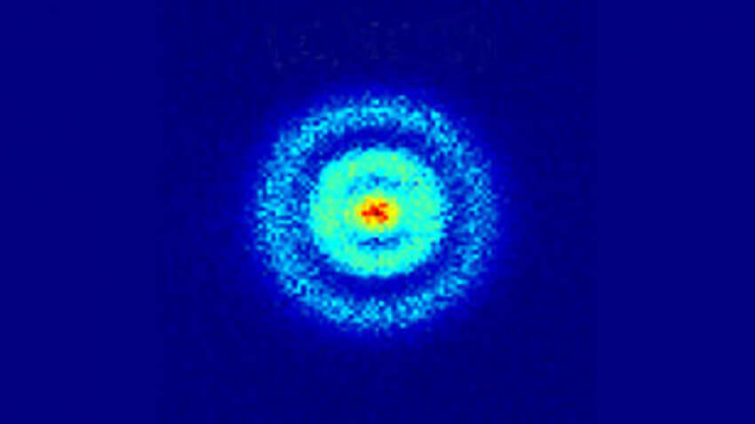 Première image d’une atome d’hydrogène entouré de son cortège d’électrons