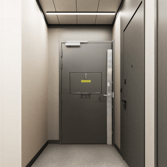 Sécurisation local sensible commissariat par porte blindée CR4-FB4 avec plateau basculant