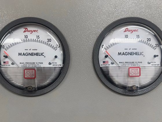 Jauges de surpression pour abri de protection civile